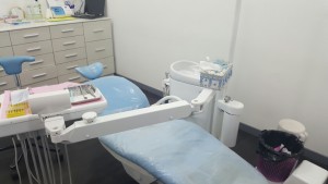 Dentist